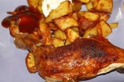 Pollo asado con papas picantes